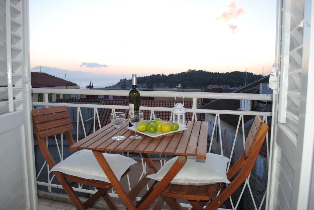 Apartment Optimist Makarska Rum bild