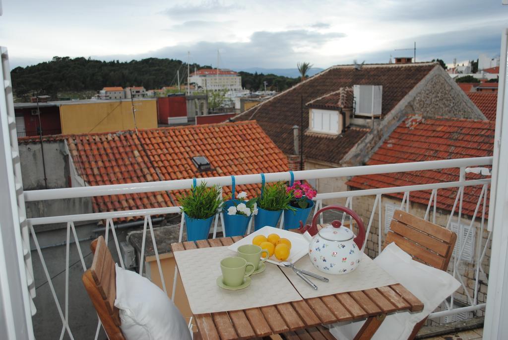 Apartment Optimist Makarska Rum bild