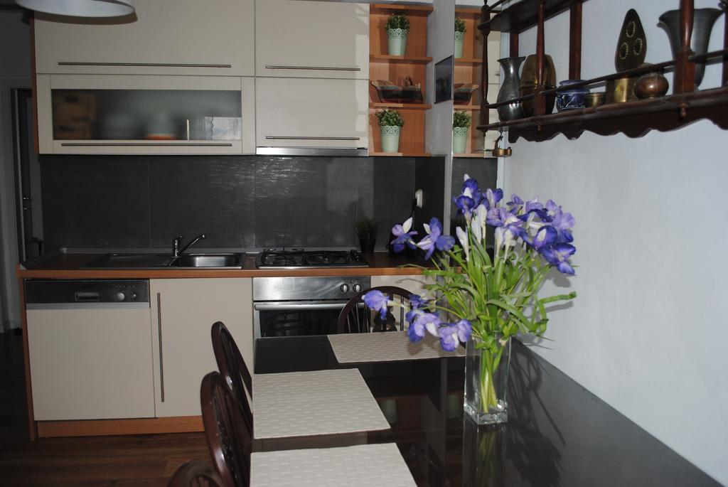 Apartment Optimist Makarska Rum bild