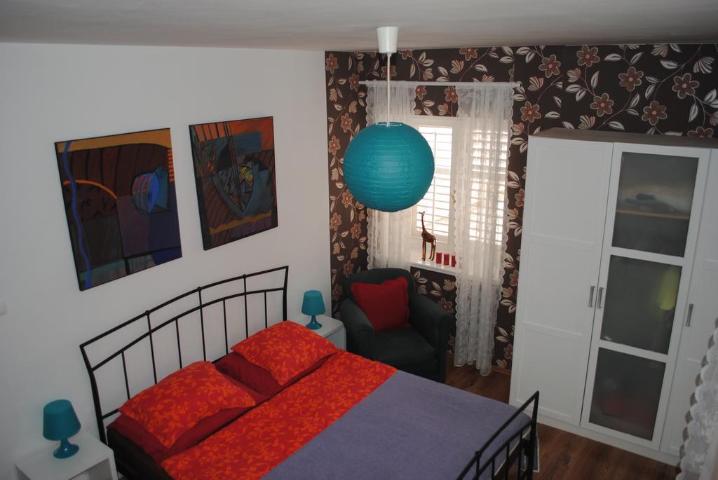 Apartment Optimist Makarska Rum bild