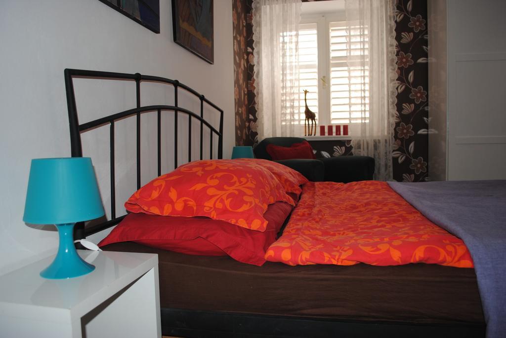 Apartment Optimist Makarska Rum bild