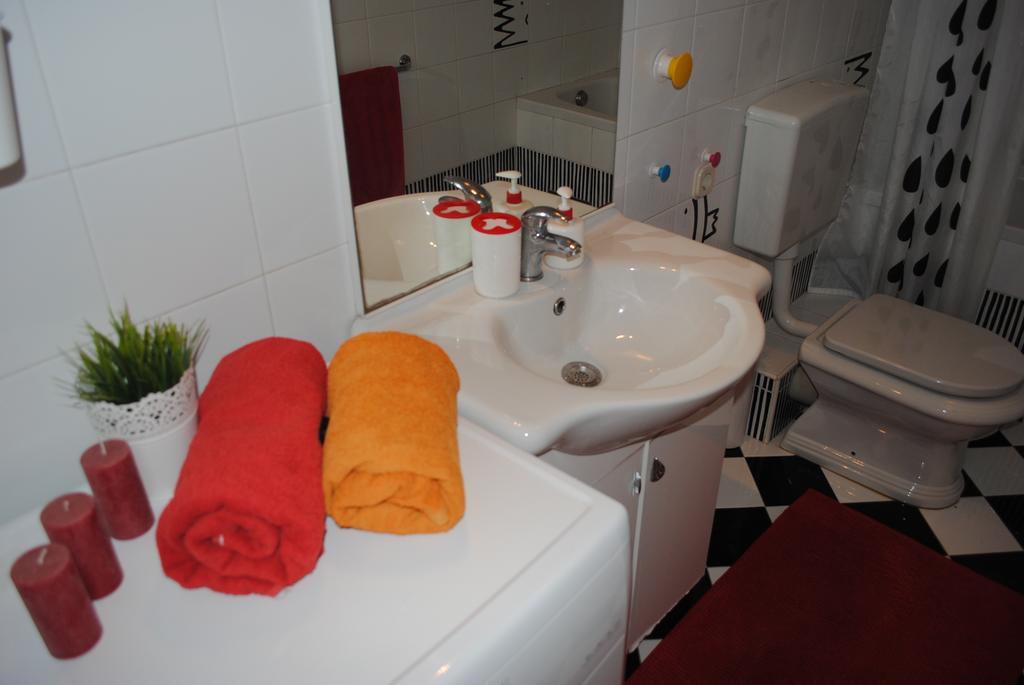 Apartment Optimist Makarska Rum bild