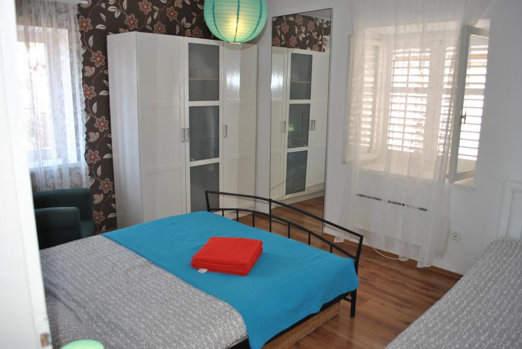 Apartment Optimist Makarska Exteriör bild