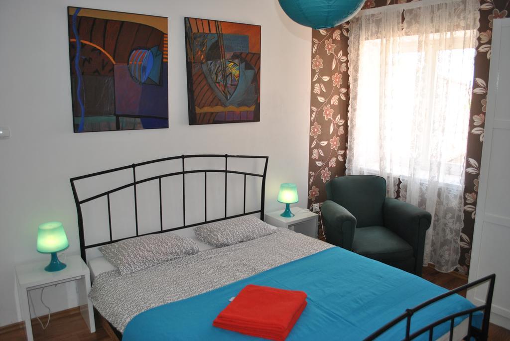 Apartment Optimist Makarska Exteriör bild